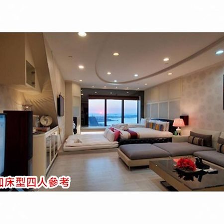 Appartamento Kaohsiung 85 Building Sam'S House Esterno foto