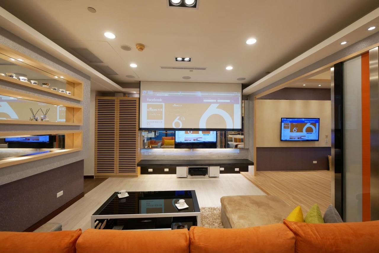 Appartamento Kaohsiung 85 Building Sam'S House Esterno foto