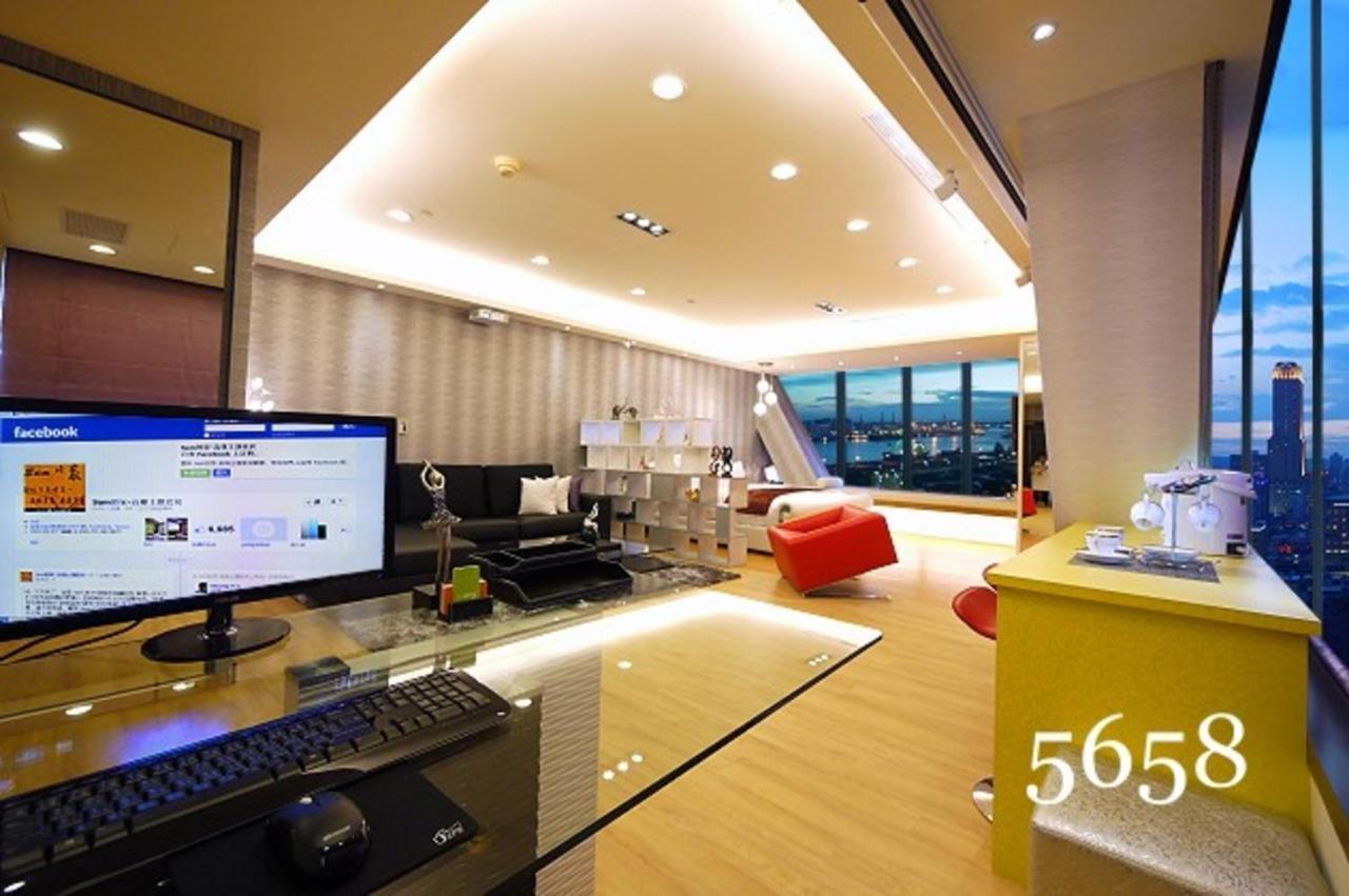 Appartamento Kaohsiung 85 Building Sam'S House Esterno foto