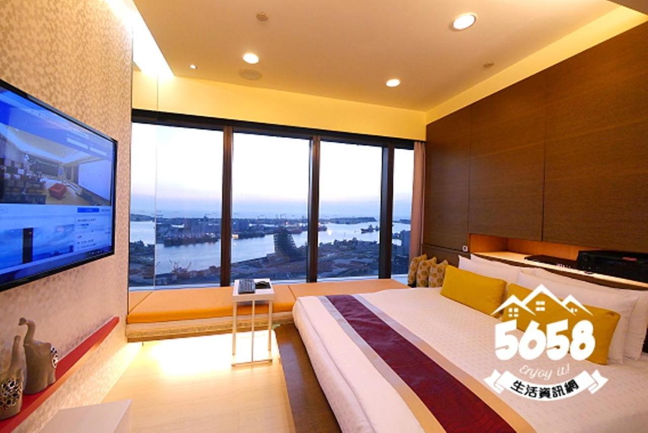 Appartamento Kaohsiung 85 Building Sam'S House Esterno foto